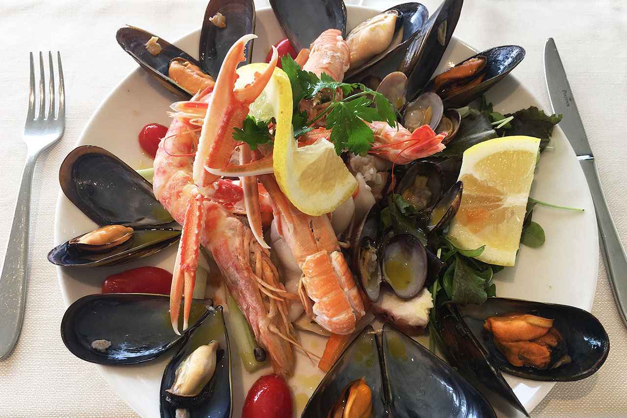 Ristorante insalata di mare Café Fappani